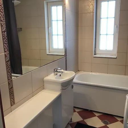 Hirvepargi Kulalistemaja Tatil Evi PARNUMAA